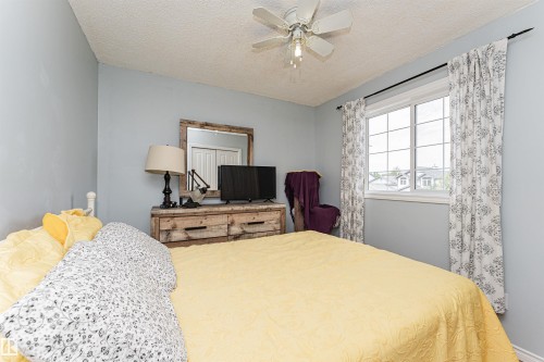 9 Langley Crescent, Spruce Grove, AB - Indoor Photo Showing Bedroom