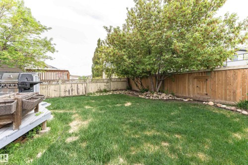9 Langley Crescent, Spruce Grove, AB - Outdoor