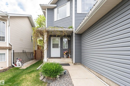 9 Langley Crescent, Spruce Grove, AB - Outdoor With Exterior
