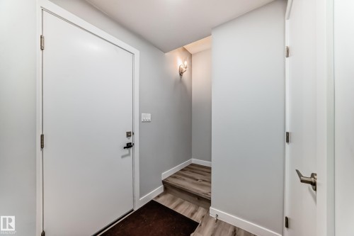 Interior entry - 26 1729 Keene Crescent, Edmonton, AB 