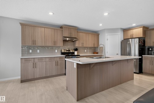 Kitchen - 4612 Westcliff Point(E), Edmonton, AB 
