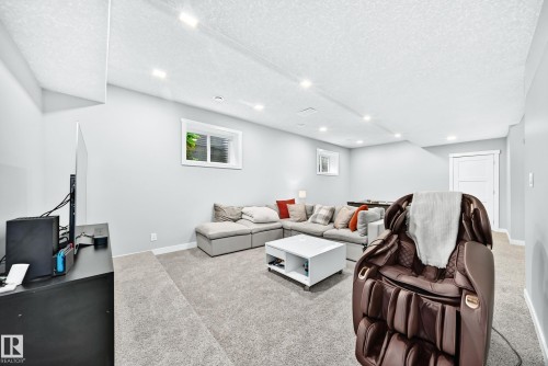 11463 64 Street, Edmonton, AB 