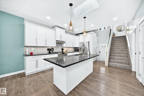 11463 64 Street, Edmonton, AB 
