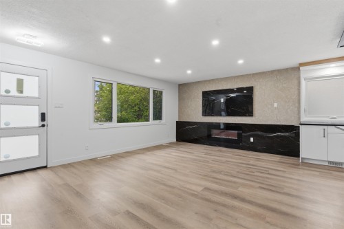 8328 165 Street, Edmonton, AB 