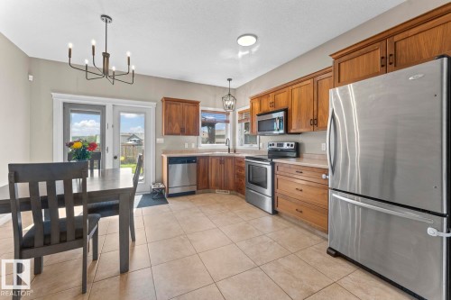 5911 Meadow Way, Cold Lake, AB 