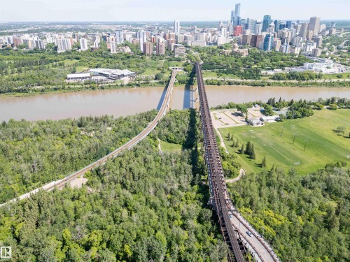 Riverfront setting with a prominent downtown skyline - 305 11111 82 Avenue, Edmonton, AB 