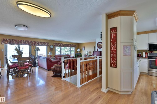 467 Poplar Bay, Rural Wetaskiwin County, AB 