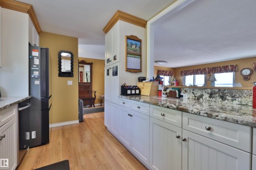 467 Poplar Bay, Rural Wetaskiwin County, AB 