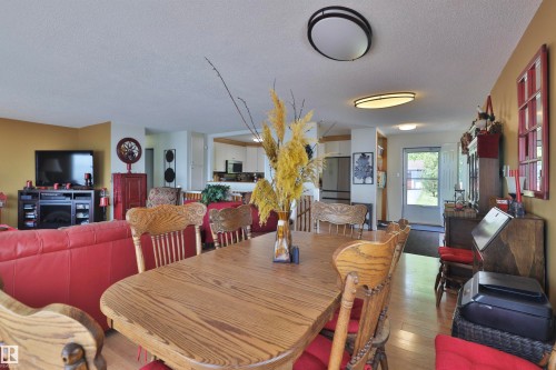 467 Poplar Bay, Rural Wetaskiwin County, AB 