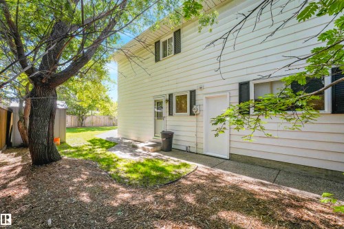 203 Brander Drive, Edmonton, AB 