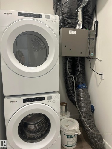 Stackable Whirlpool washer and dryer set - 11012 132 Street, Edmonton, AB 