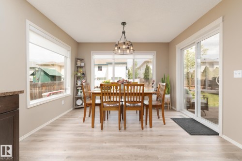 22 Spring Cove, Spruce Grove, AB 