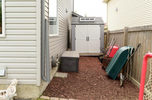 22 Spring Cove, Spruce Grove, AB 