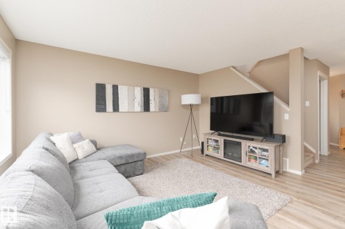 22 Spring Cove, Spruce Grove, AB 