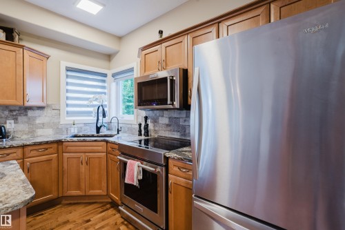 Kitchen - 5206 Cercle Ciel Crescent, Beaumont, AB 