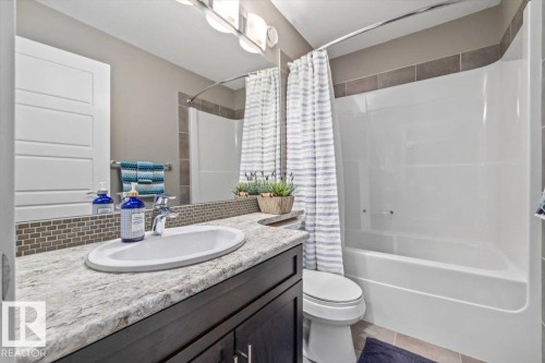 4105 171A Avenue, Edmonton, AB 