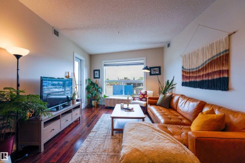316 10523 123 Street, Edmonton, AB 