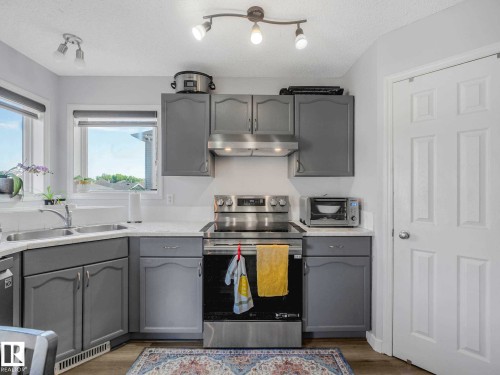21360 89 Avenue, Edmonton, AB 