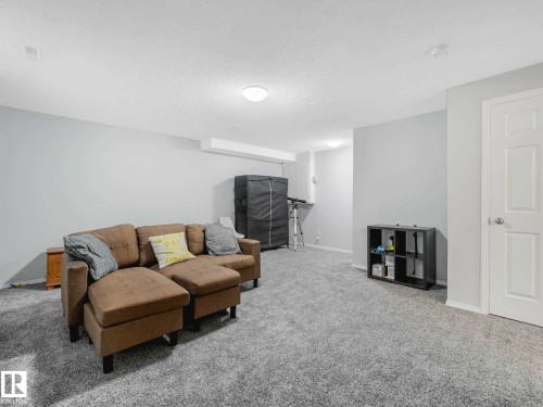 21360 89 Avenue, Edmonton, AB 