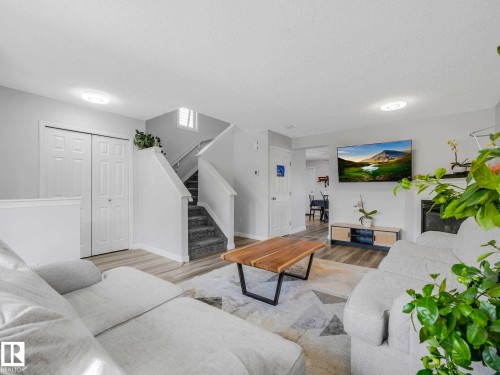 21360 89 Avenue, Edmonton, AB 