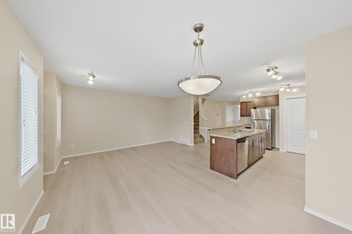 3044 16 Avenue, Edmonton, AB 