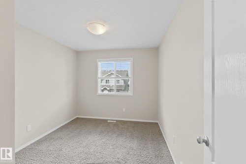 3044 16 Avenue, Edmonton, AB 