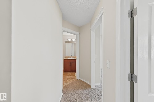 3044 16 Avenue, Edmonton, AB 