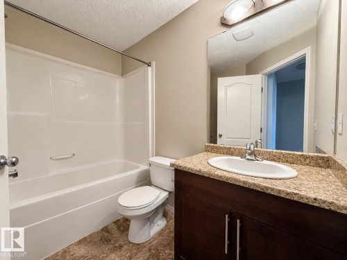 3044 16 Avenue, Edmonton, AB 