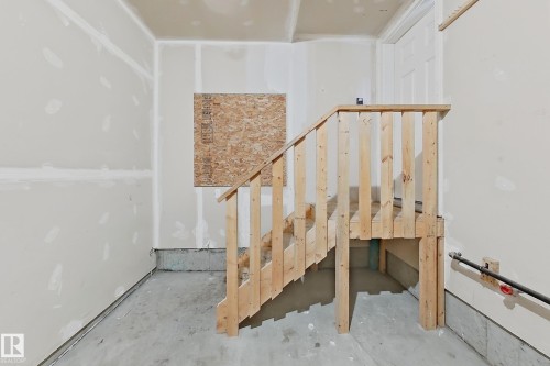 3044 16 Avenue, Edmonton, AB 