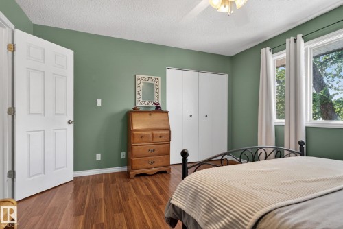 11339 22 Avenue, Edmonton, AB 