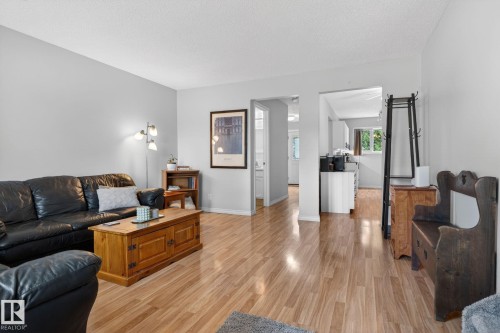 11339 22 Avenue, Edmonton, AB 