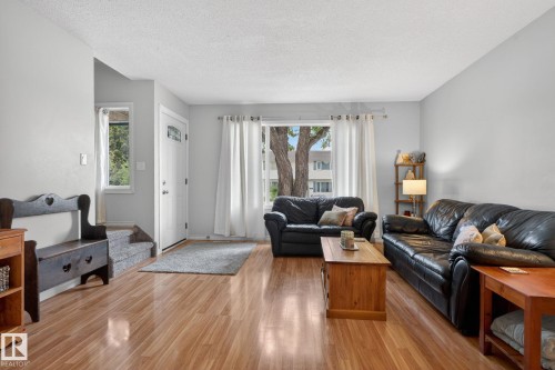 11339 22 Avenue, Edmonton, AB 