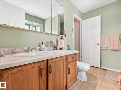 16720 92 Street, Edmonton, AB 