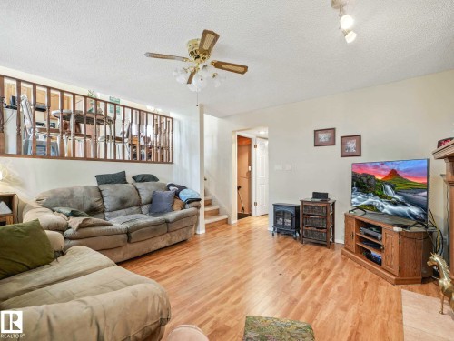 16720 92 Street, Edmonton, AB 