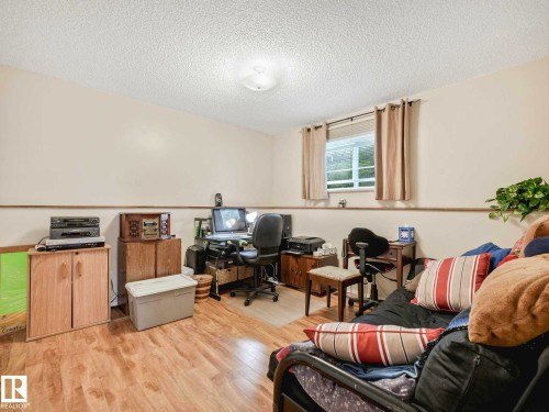 16720 92 Street, Edmonton, AB 