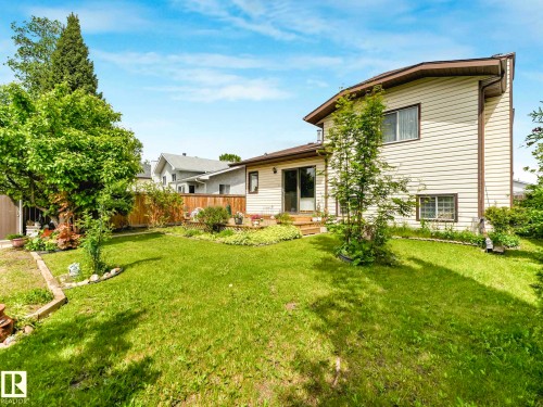 16720 92 Street, Edmonton, AB 