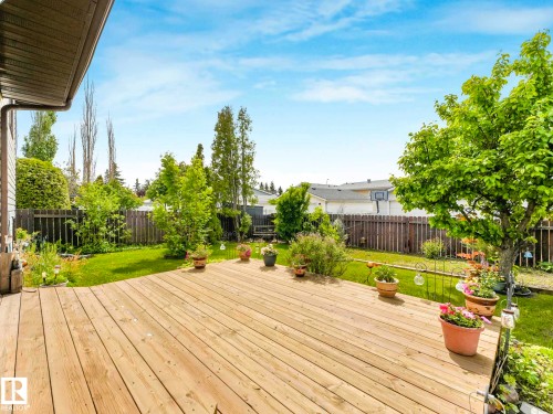 16720 92 Street, Edmonton, AB 