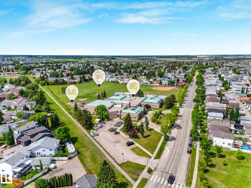 16720 92 Street, Edmonton, AB 