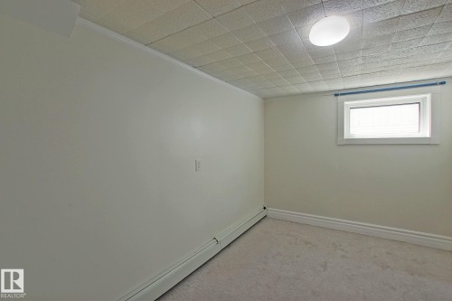 Empty room - 11242 56 Street, Edmonton, AB 