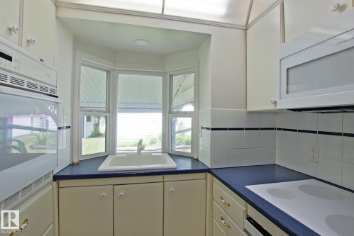 Kitchen - 11242 56 Street, Edmonton, AB 