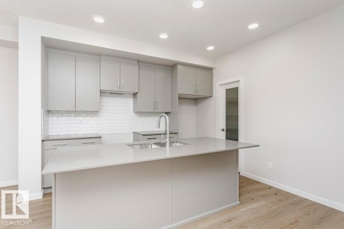 2851 64 Street, Edmonton, AB 