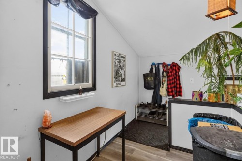 9102 83 Avenue, Edmonton, AB 