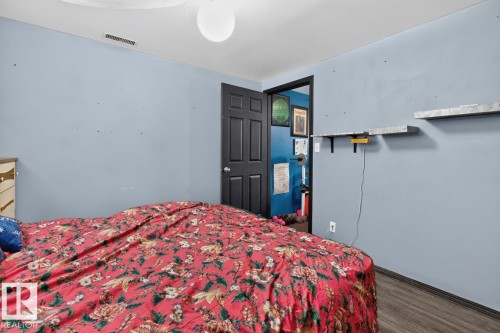 9102 83 Avenue, Edmonton, AB 