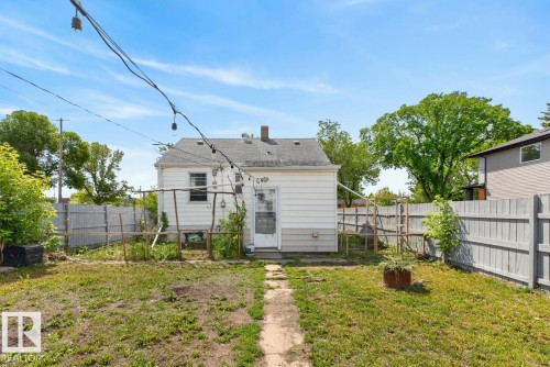 9102 83 Avenue, Edmonton, AB 