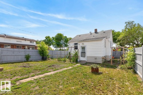 9102 83 Avenue, Edmonton, AB 