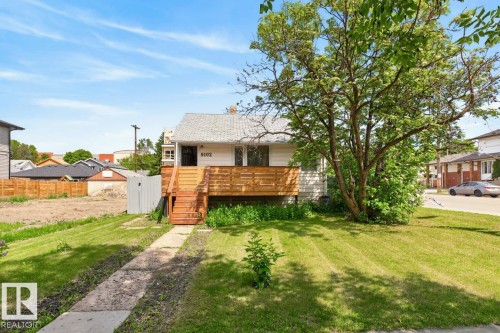 9102 83 Avenue, Edmonton, AB 