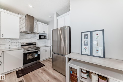 5357 Lark Landing, Edmonton, AB - Indoor Photo Showing Kitchen With Stainless Steel Kitchen With Upgraded Kitchen
