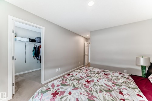 5357 Lark Landing, Edmonton, AB - Indoor Photo Showing Bedroom