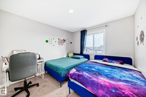 5357 Lark Landing, Edmonton, AB - Indoor Photo Showing Bedroom