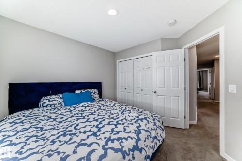 5357 Lark Landing, Edmonton, AB - Indoor Photo Showing Bedroom